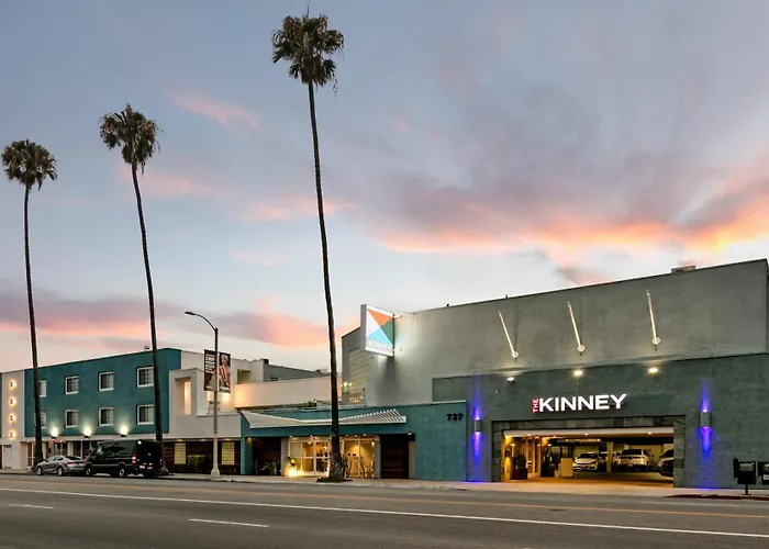 The Kinney - Venice Beach Los Angeles